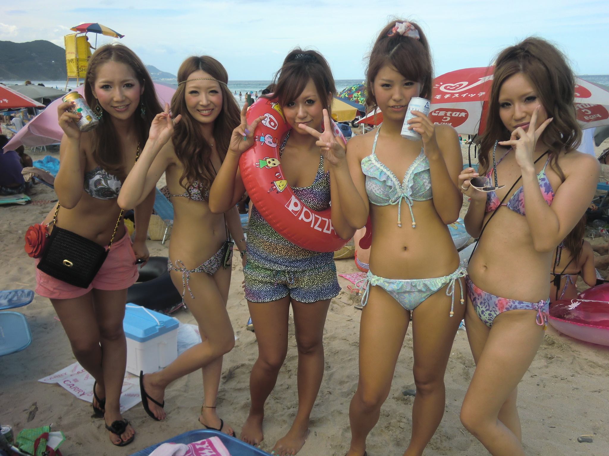 素人のエロいビキニ集合集合 夏は水着しか勝たん！】超えちちぃ！水着ギャル12人の生ハメ祭り！/素人CLOVER・水着GALスペシャルベストッ！ - エロ動画・アダルトビデオ -  FANZA動画